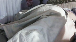 Chàng trai trẻ trên giường phim han khong che rên rỉ từ âm đạo sâu